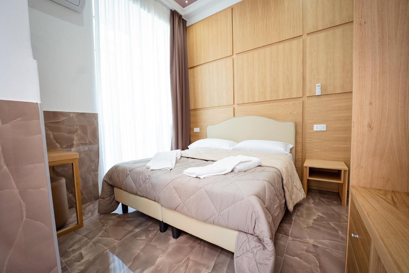 Pc Boutique H Napoli Centro, By Clapa Group Hotel ภายนอก รูปภาพ