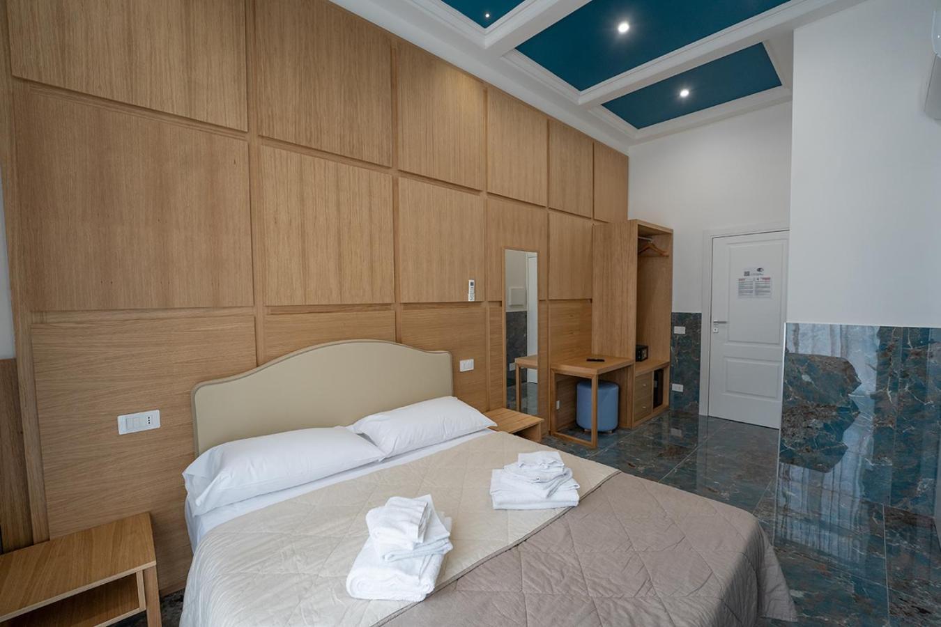 Pc Boutique H Napoli Centro, By Clapa Group Hotel ภายนอก รูปภาพ