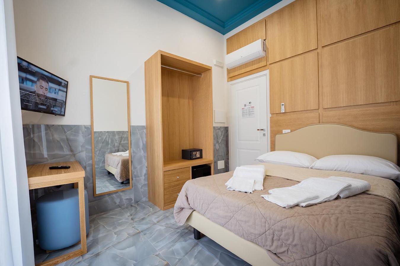 Pc Boutique H Napoli Centro, By Clapa Group Hotel ภายนอก รูปภาพ